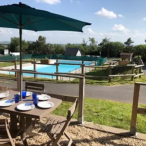 Lamarmotte Au Bois De La Reine - T3 Super-besse - Terrasse Rez De Jardin Sud Super-Besse